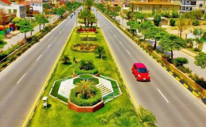 Naturevalley garden maintenance and lawn care service in Lahore Pakistan